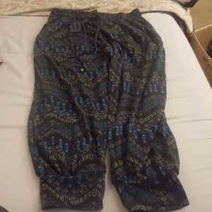 Hippy fantasy print comfy capris